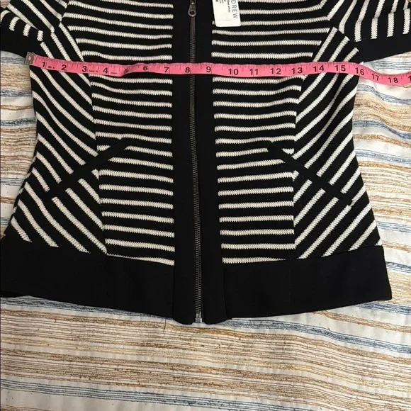 BNWT! Retail $225! DREW Black and IVORY Striped Knit BLASER TYPE